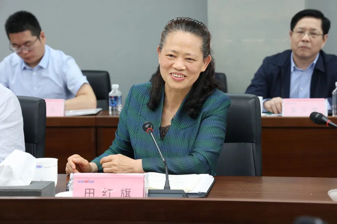 20220518092833_29310 深入产学研合作!中南大学堂长、中国工程院院士田红旗率团造访不朽情缘-官方网站智能