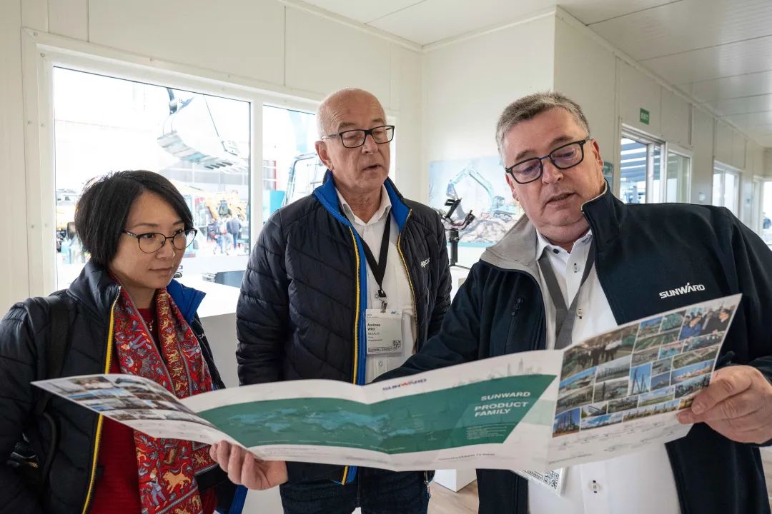 20221102092831_66288 Bauma 2022 | 一组火热现场图带您沉温不朽情缘-官方网站智能德国宝马展之旅