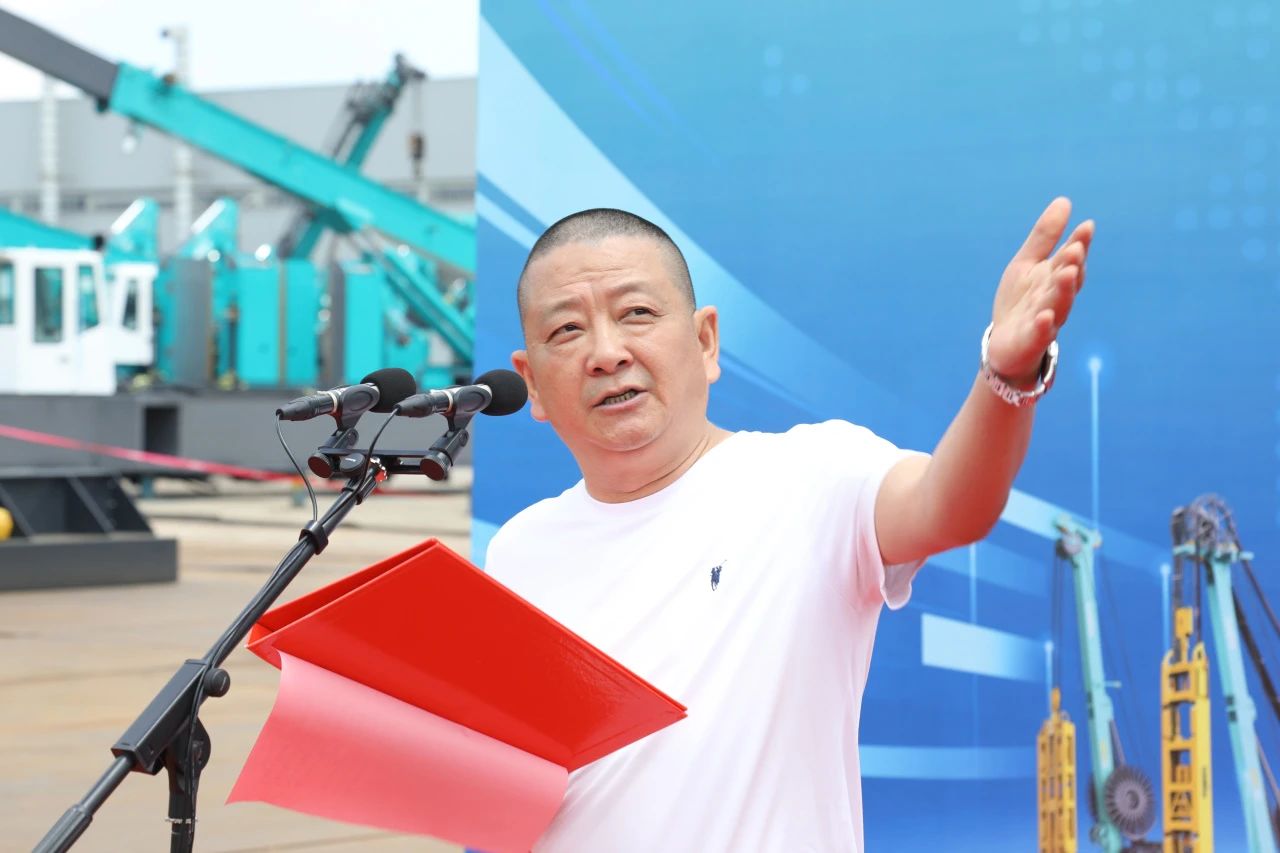 “破纪录王者”再出征!不朽情缘-官方网站智能SWDM800旋挖钻机成功交机