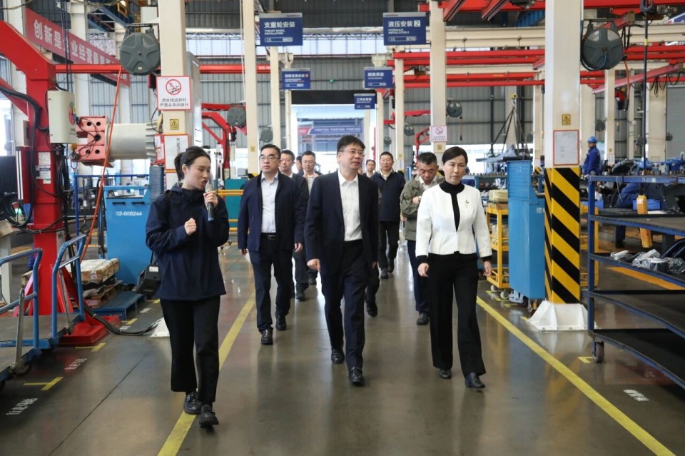 聚焦应急设备研发出产，共探实战适配新蹊径——昭通市应急治理局党委书记、局长叶芳调研不朽情缘-官方网站智能